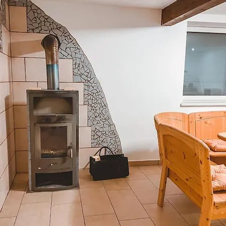 Gemutliches Haus Mit Kaminofen Casa vacanze Eggolsheim